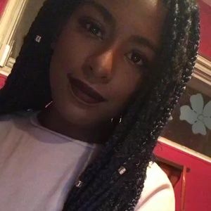 Meet your Posher, Victoria